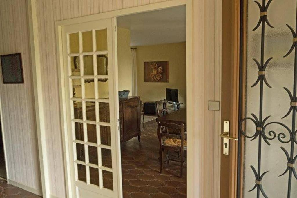 Villa La Lurette, Appartement Et Studio Saint-Étienne-les-Orgues Exterior photo