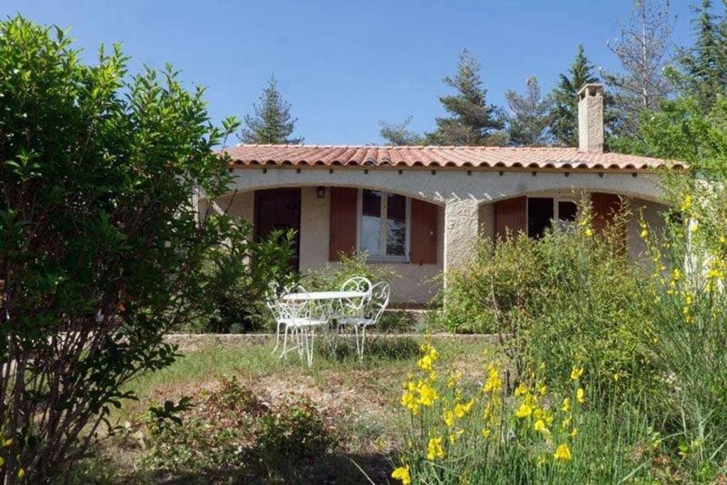 Villa La Lurette, Appartement Et Studio Saint-Étienne-les-Orgues Exterior photo