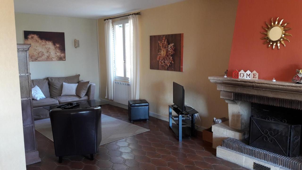 Villa La Lurette, Appartement Et Studio Saint-Étienne-les-Orgues Exterior photo