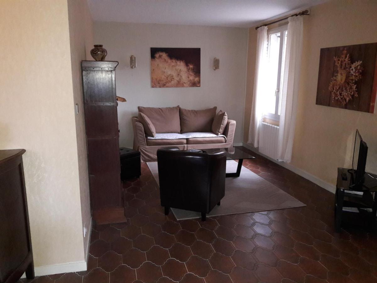 Villa La Lurette, Appartement Et Studio Saint-Étienne-les-Orgues Exterior photo