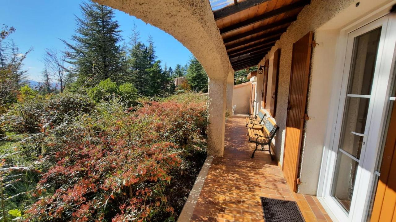 Villa La Lurette, Appartement Et Studio Saint-Étienne-les-Orgues Exterior photo